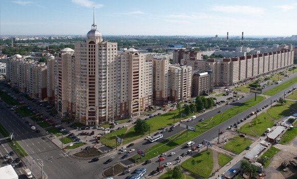 «Дом на Коломяжском»